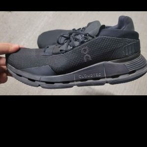 On Cloudnova, Size 8.5